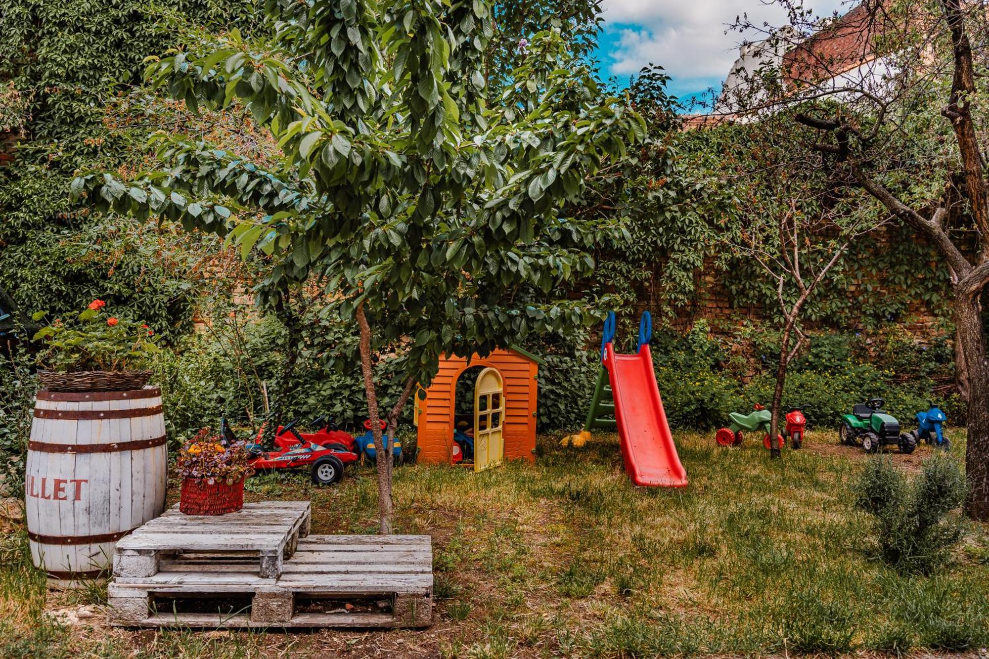 Central Athena Studio - Inima Pietei Unirii - By Openhouse Apartments Тимишоара Экстерьер фото