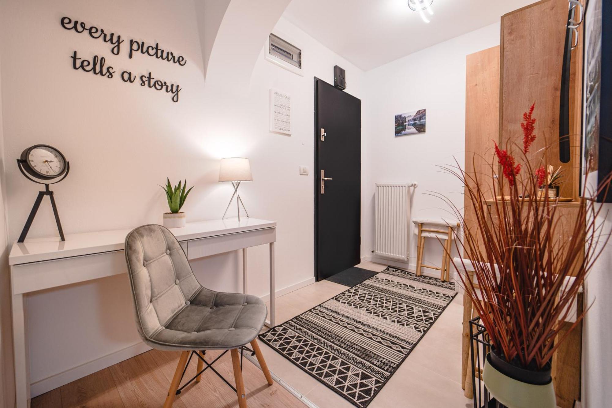 Central Athena Studio - Inima Pietei Unirii - By Openhouse Apartments Тимишоара Экстерьер фото